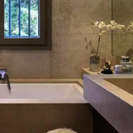 Sea And Mountain Apartment *