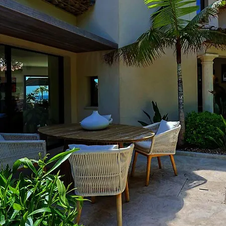Private Luxury Minutes From The